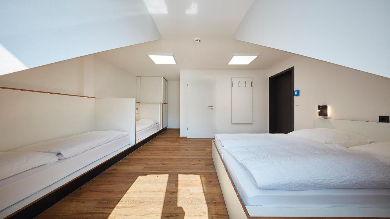 The Bunk Hostel Essen Bagian luar foto